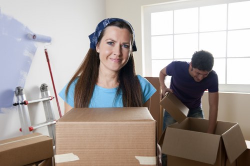 Example of a small flat move in Kensal Green