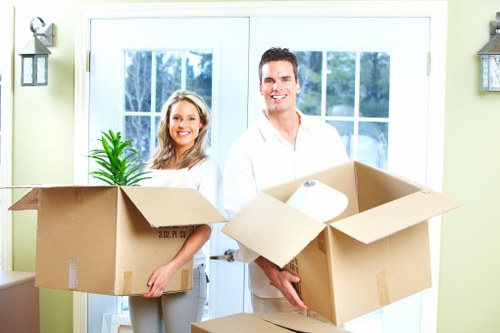 Local moving service handling boxes and furniture in Kensal Green